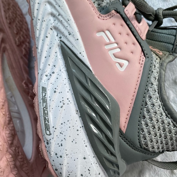 Fila Running Shoes (size 8) - Picture 7 of 12